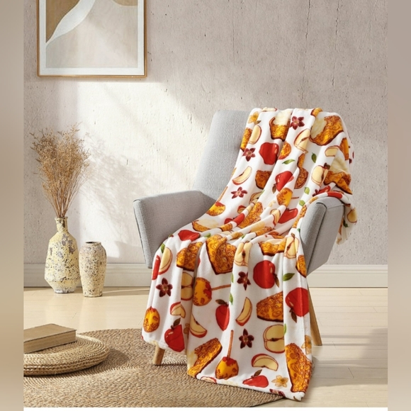 Magnifiscent Other - Apple Pie 🥧 Plush Throw Blanket 50x60